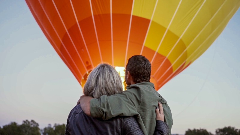 Hot air ballooning over the Atherton Tablelands