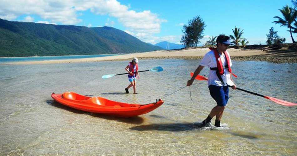 Sea kayaking from Palm Cove to Double Island