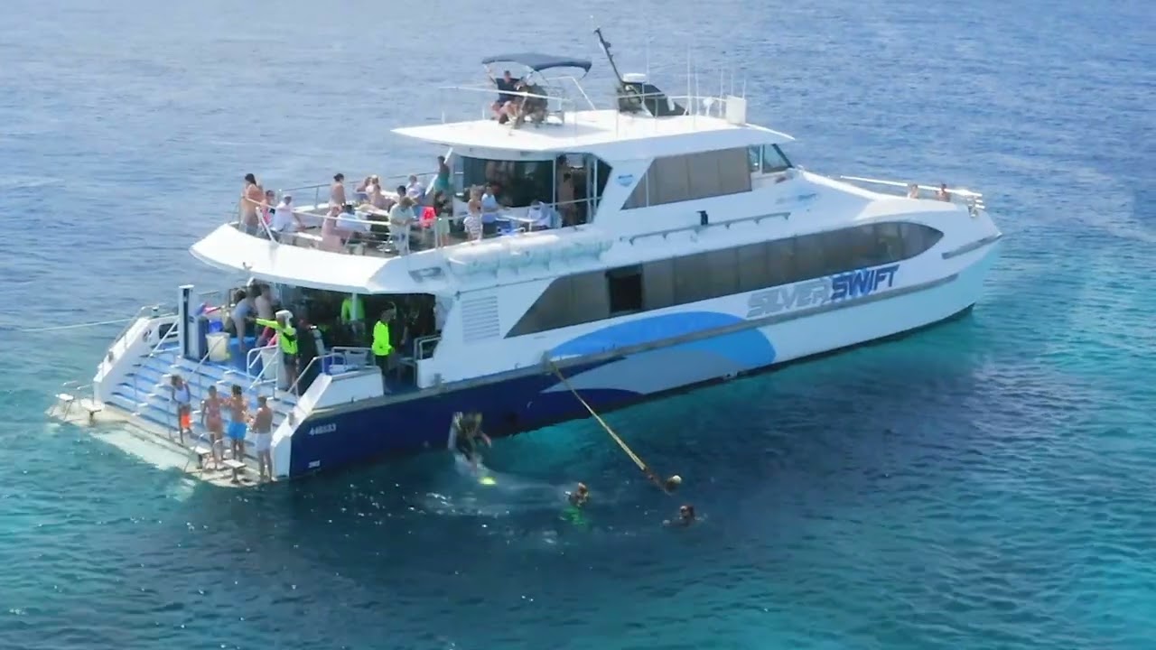 Silverswift with guests on deck
