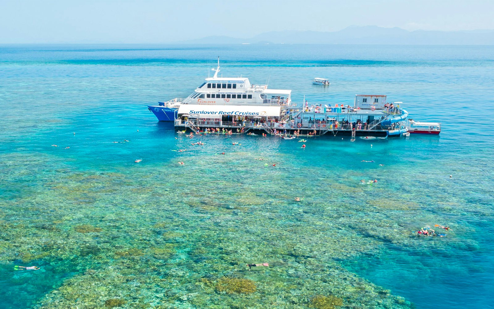 Sunlover boat and pontoon aerial
